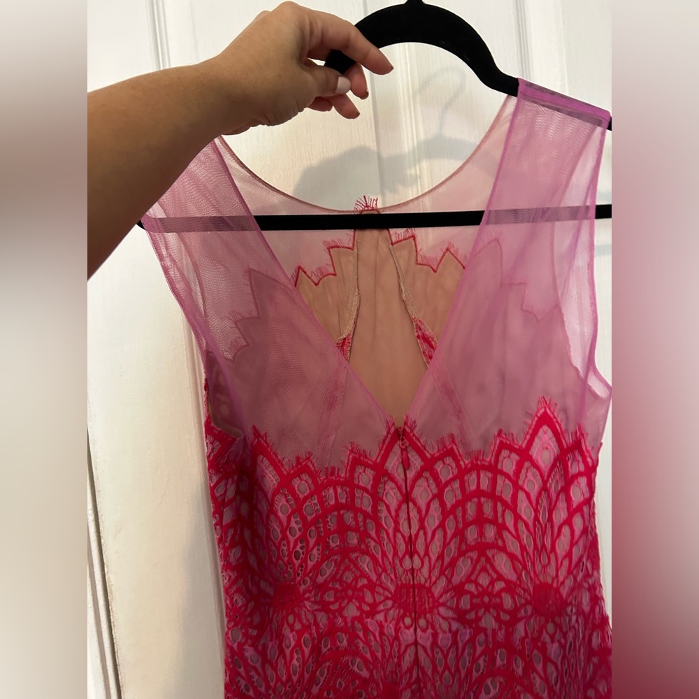 BCBG Maxazria Elinor Sleeveless Lace Gown Pink Rasberry Size 8 - Picture 14 of 17